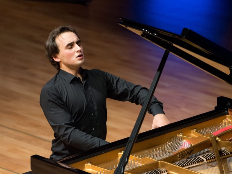 2022 Laureate Illia Ovcharenko